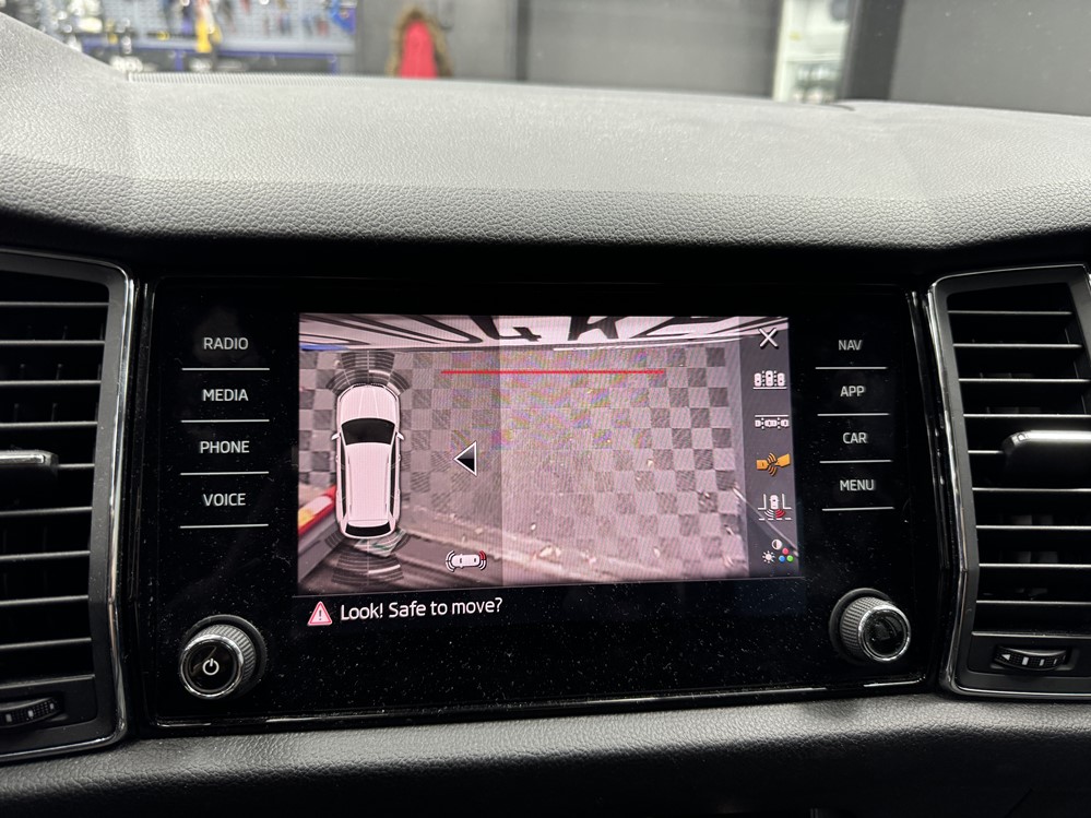 Montare 4 - Skoda Kodiaq 2019 Instalare Montare Camera Video Marsarier Originala Highline
