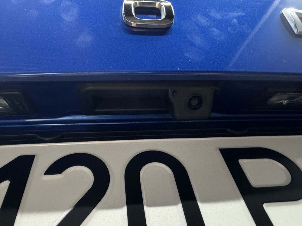 Montare 8 - Skoda Kodiaq 2021 Instalare Montare Activare Camera Spate Marsarier Originala Highline Bucuresti