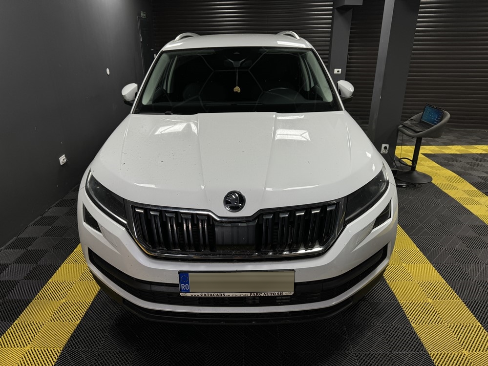 Montare 2 - Skoda Kodiaq 2023 Montare Retrofit Activare Camera Spate Marsarier Originala Highline Bucuresti
