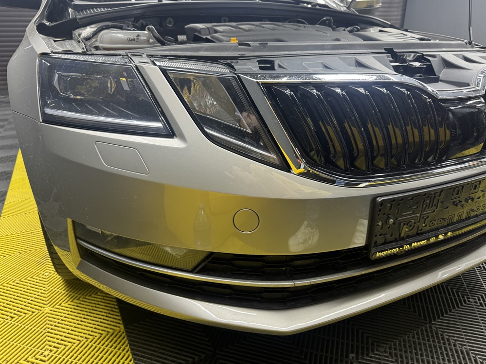 Montare 6 - Skoda Octavia 3 2016 Instalare Camera Spate Marsarier Highline Senzori Parcare Fata Park Pilot