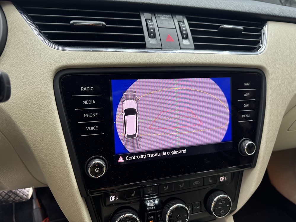 Montare 9 - Skoda Octavia 3 2016 Instalare Camera Spate Marsarier Highline Senzori Parcare Fata Park Pilot