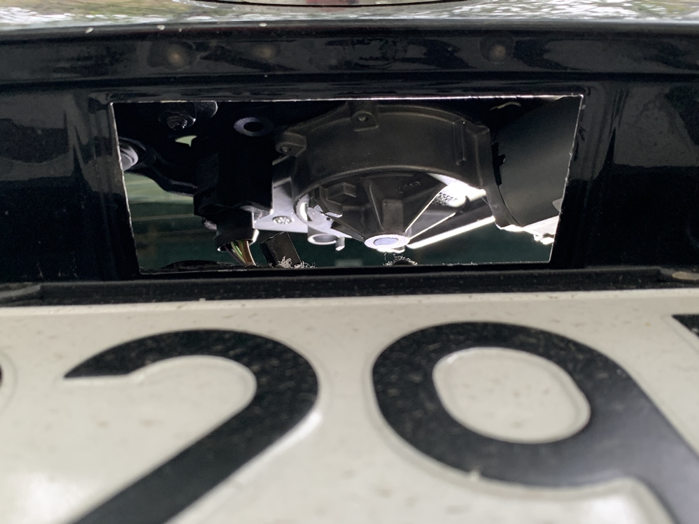 Montare 2 - Skoda Octavia 3 2017 Montare Instalare Camera Spate Marsarier Originala Bucuresti Sector 1 2 3 4 5 6