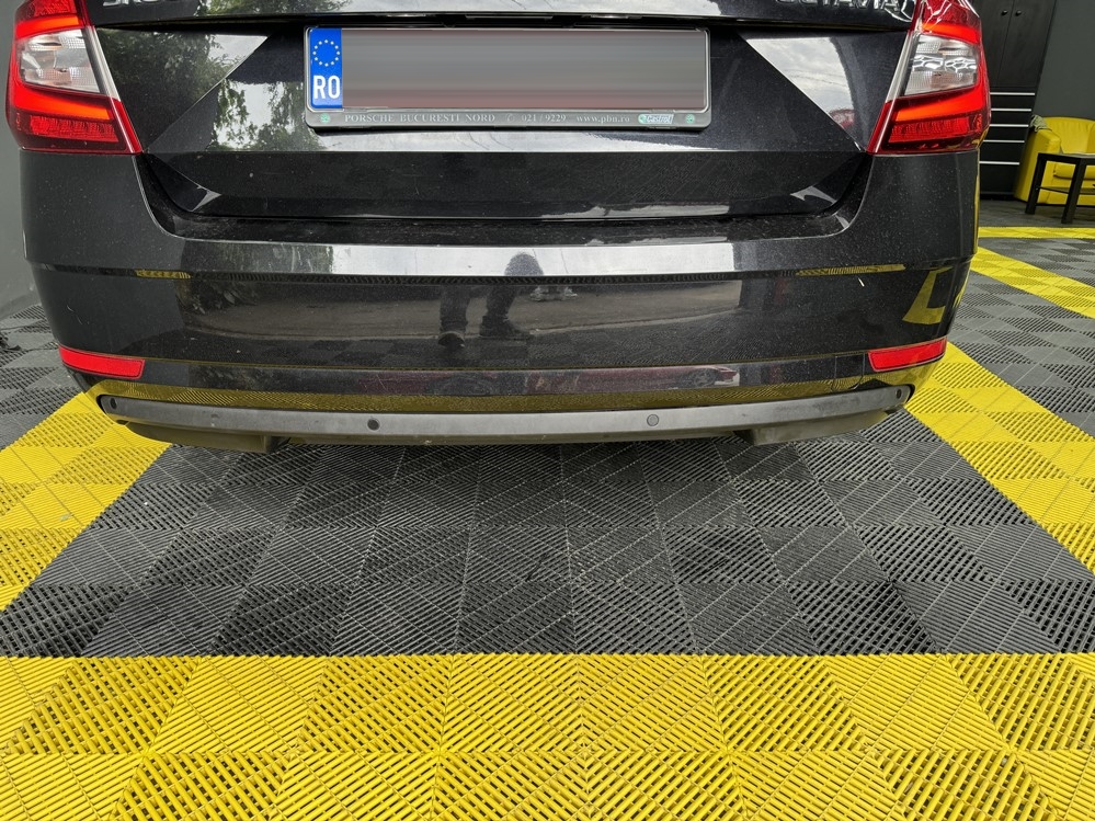 Montare 16 - Skoda Octavia 3 Facelift 2020 Instalare Senzori Parcare Fata Spate Originali Park Pilot