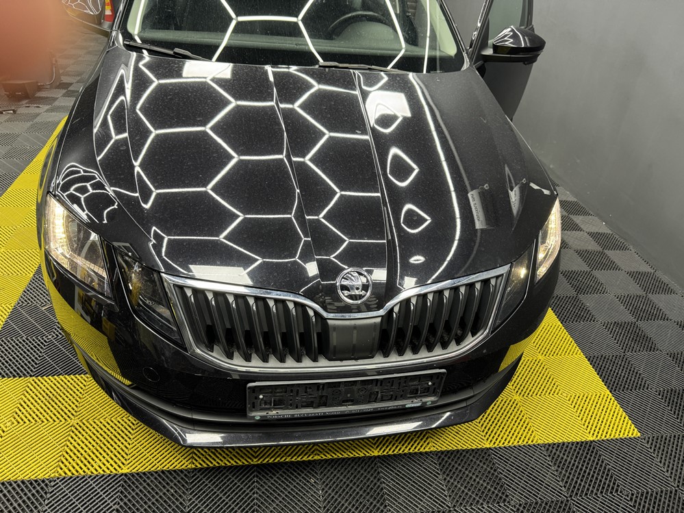 Montare 2 - Skoda Octavia 3 Facelift 2020 Instalare Senzori Parcare Fata Spate Originali Park Pilot