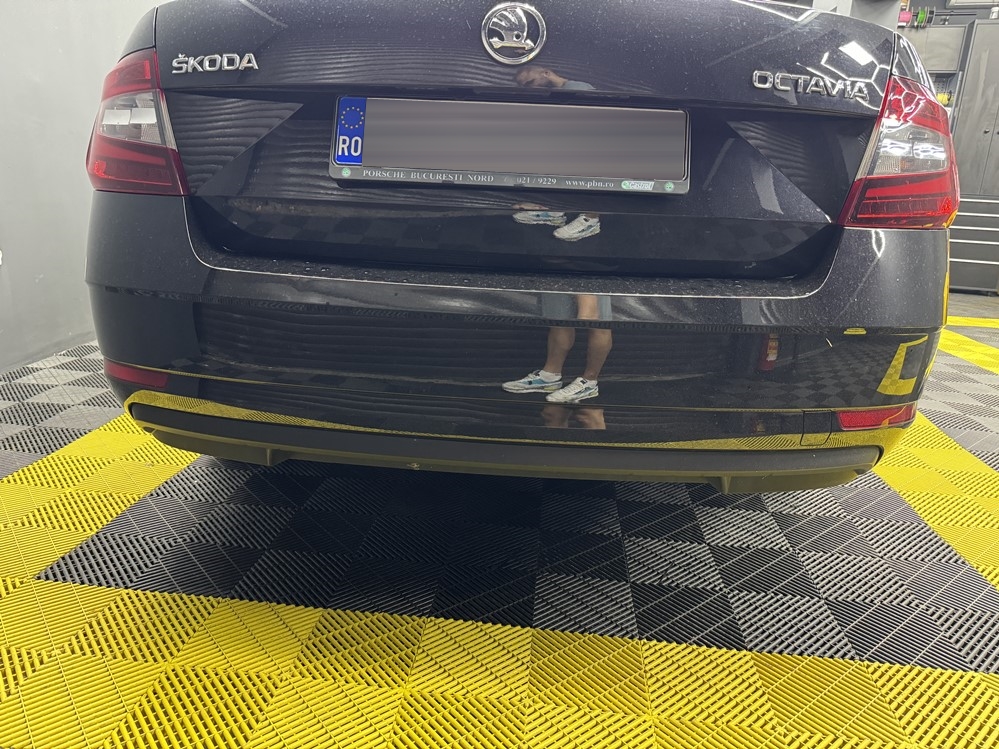 Montare 6 - Skoda Octavia 3 Facelift 2020 Instalare Senzori Parcare Fata Spate Originali Park Pilot