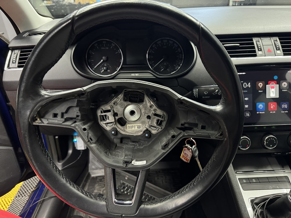 Montare 3 - Skoda Octavia 3 III 2016 Instalare Comenzi Volan Can Gateway Highline 