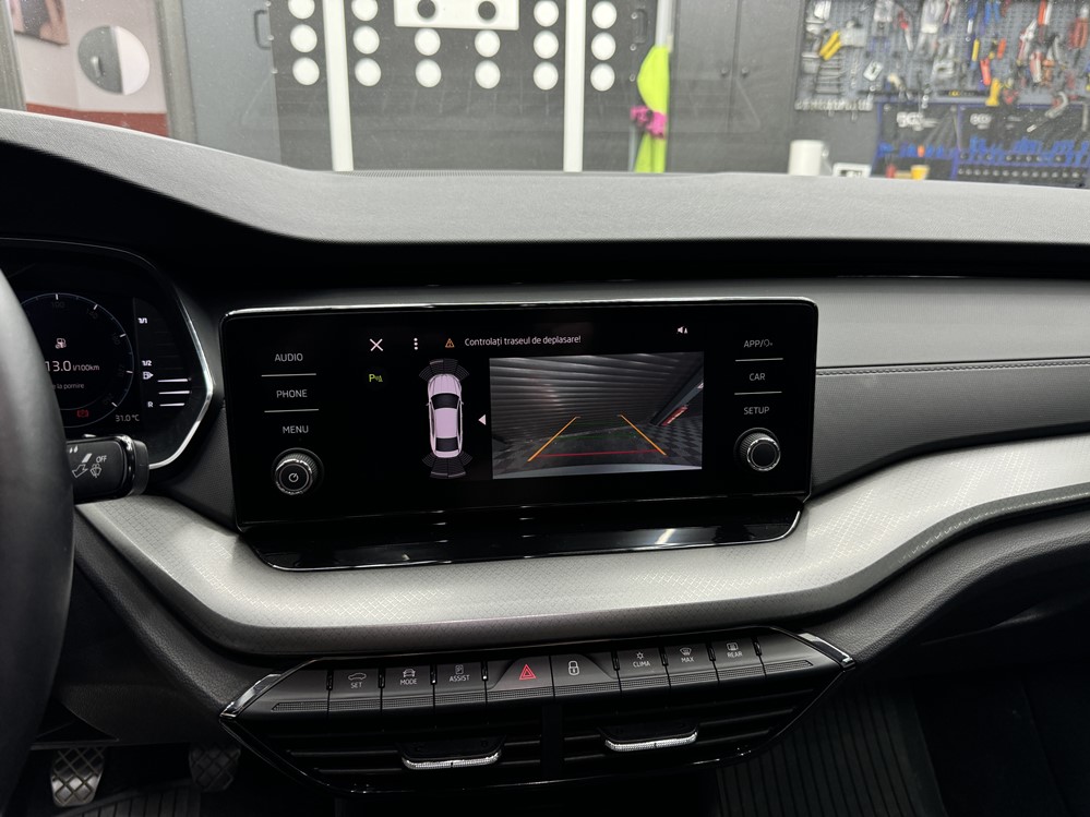 Montare 9 - Skoda Octavia 4 IV 2022 Codare Calibrare Parametrizare Camera Spate Marsarier Highline OEM