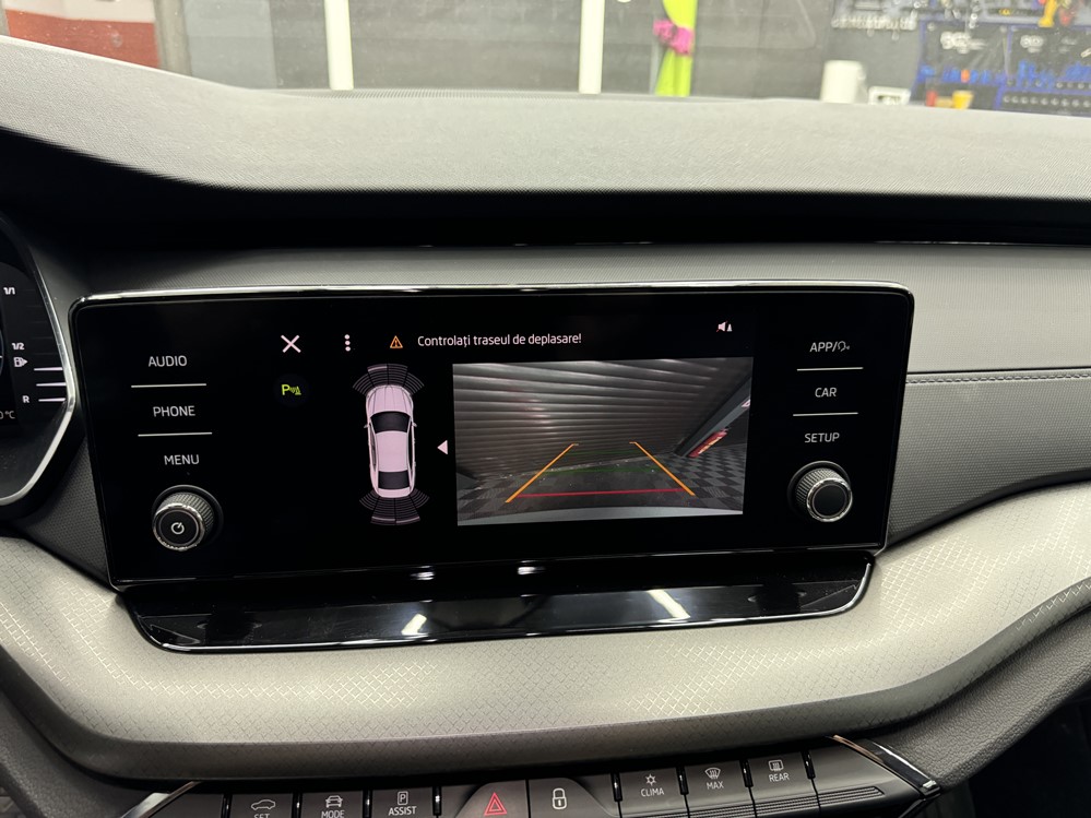 Montare 10 - Skoda Octavia 4 IV 2022 Codare Calibrare Parametrizare Camera Spate Marsarier Highline OEM