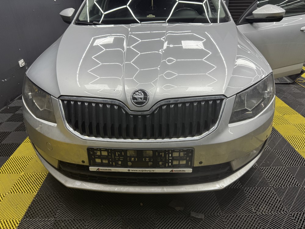 Activare 10 - Skoda Octavia III 2015 Instalare Activare Senzori Parcare Fata Spate Originali Park Pilot Montare 10 - Skoda Octavia III 2015 Instalare Activare Senzori Parcare Fata Spate Originali Park Pilot