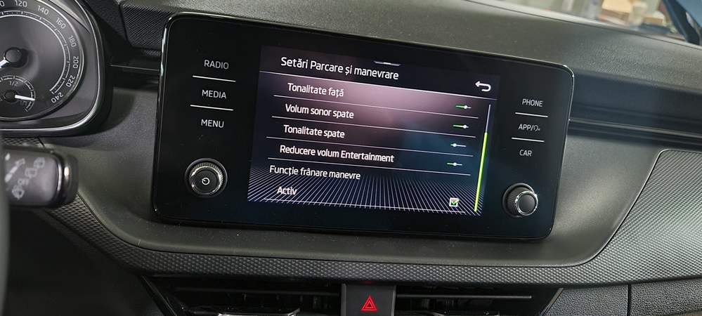 Montare 8 - Skoda Scala 2021 Montaj Senzori Parcare Fata Originali