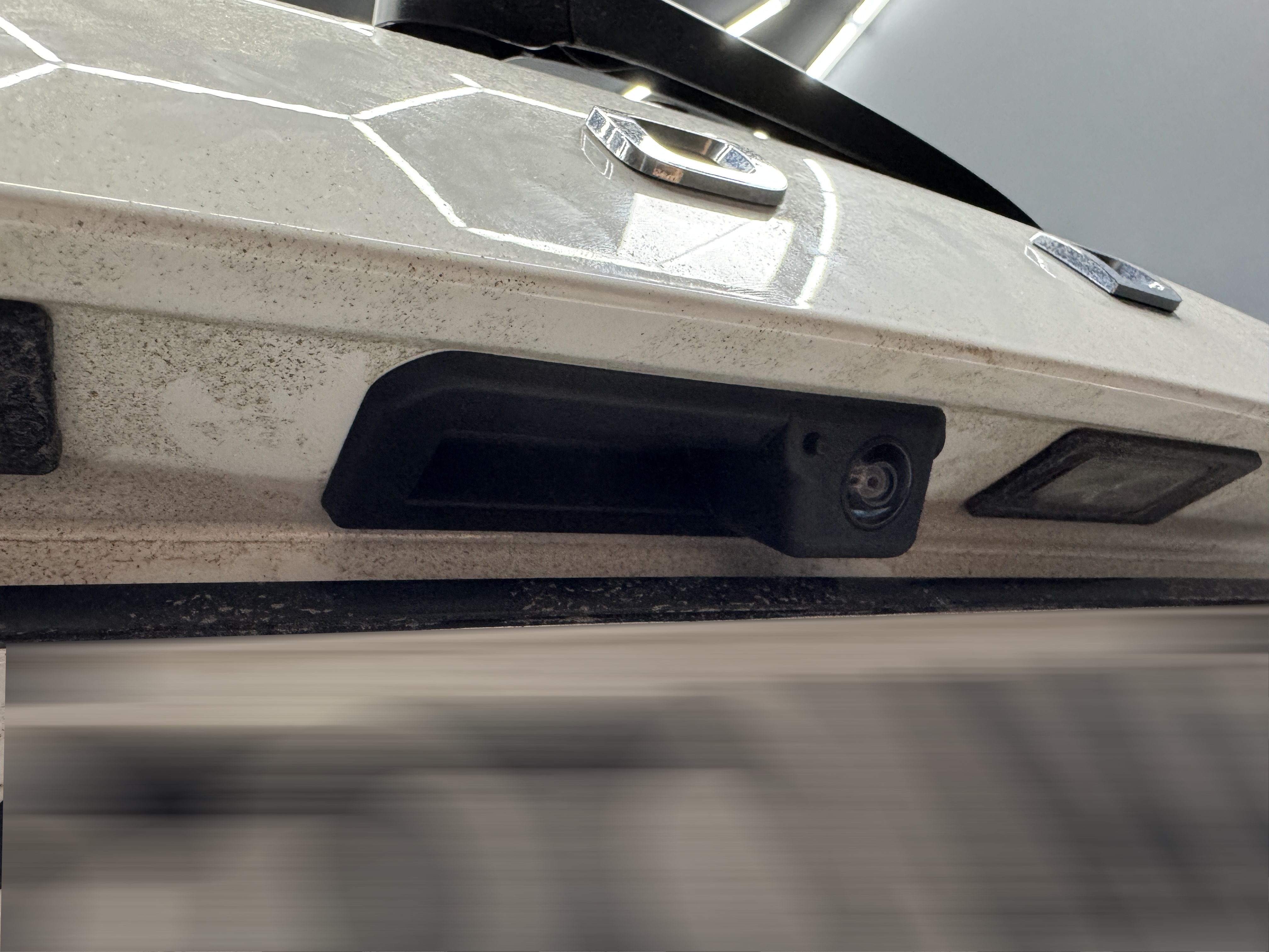 Montare 8 - Skoda Scala 2023 Instalare Camera Video Spate Marsarier Originala Stagging Cornering 