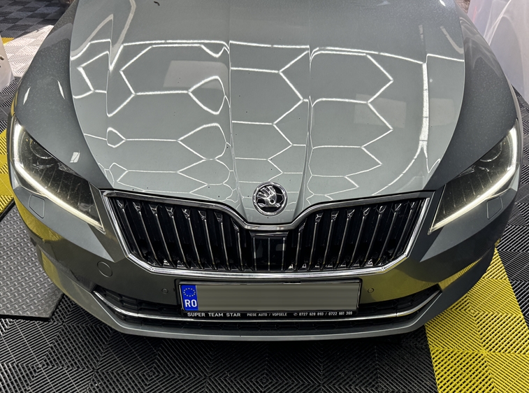 Montare 2 - Skoda Superb 2018 Calibrare Camera Parbriz Lane Assist Remediere Eroare Faruri Adaptive AFS Bucuresti