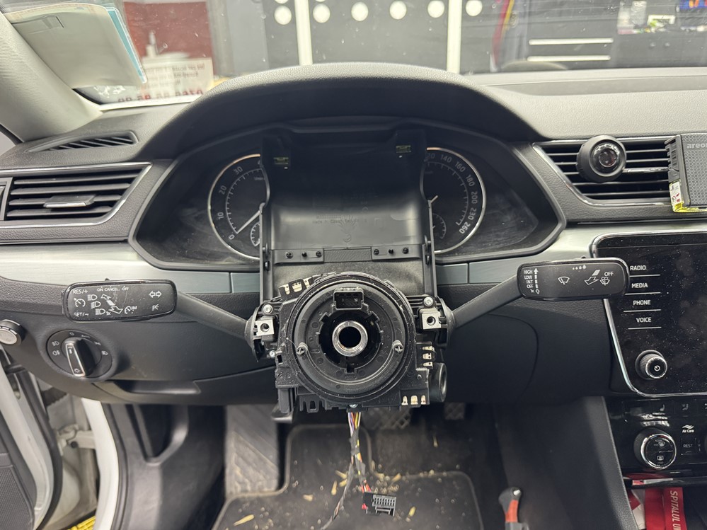 Montare 6 - Skoda Superb 3 III Activare Codare Instalare ACC Adaptive Cruise Control Pilot Automat Camera Video Spate Bucuresti