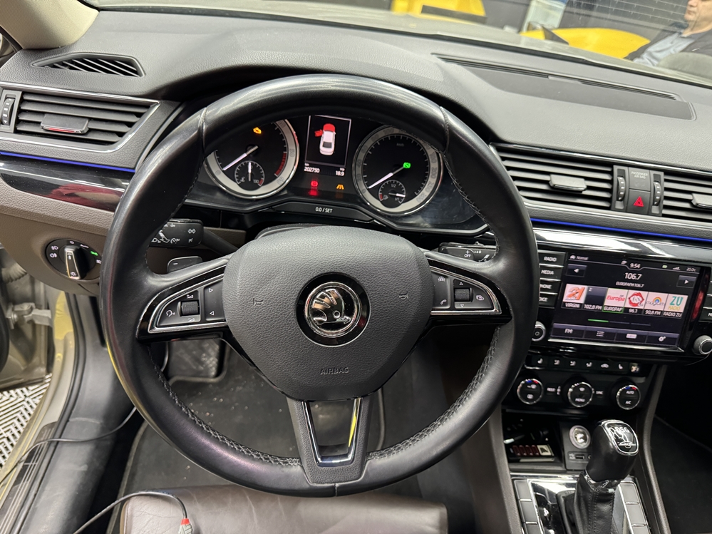Activare 3 - Skoda Superb 3 Instalare Activare Codare ACC Adaptive Cruise Control Distronic Pilot Automat Camera Spate Marsarier Montare 3 - Skoda Superb 3 Instalare Activare Codare ACC Adaptive Cruise Control Distronic Pilot Automat Camera Spate Marsarier