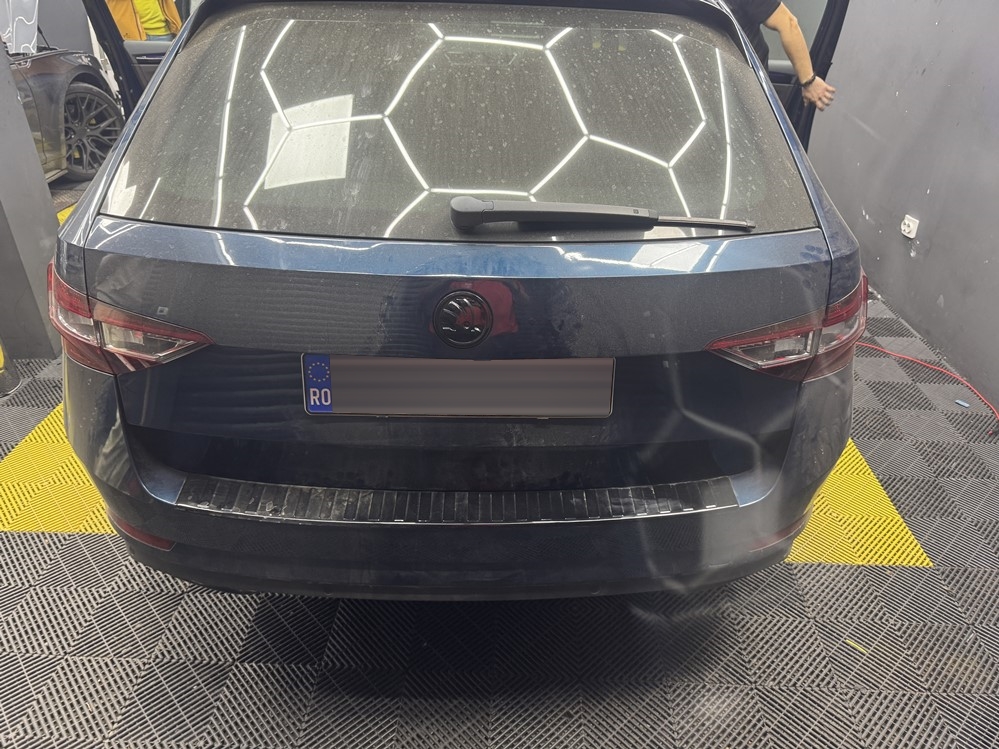 Montare 5 - Skoda Superb III 3 2020 Instalare Activare Camera Video Spate Marsarier Originala Highline