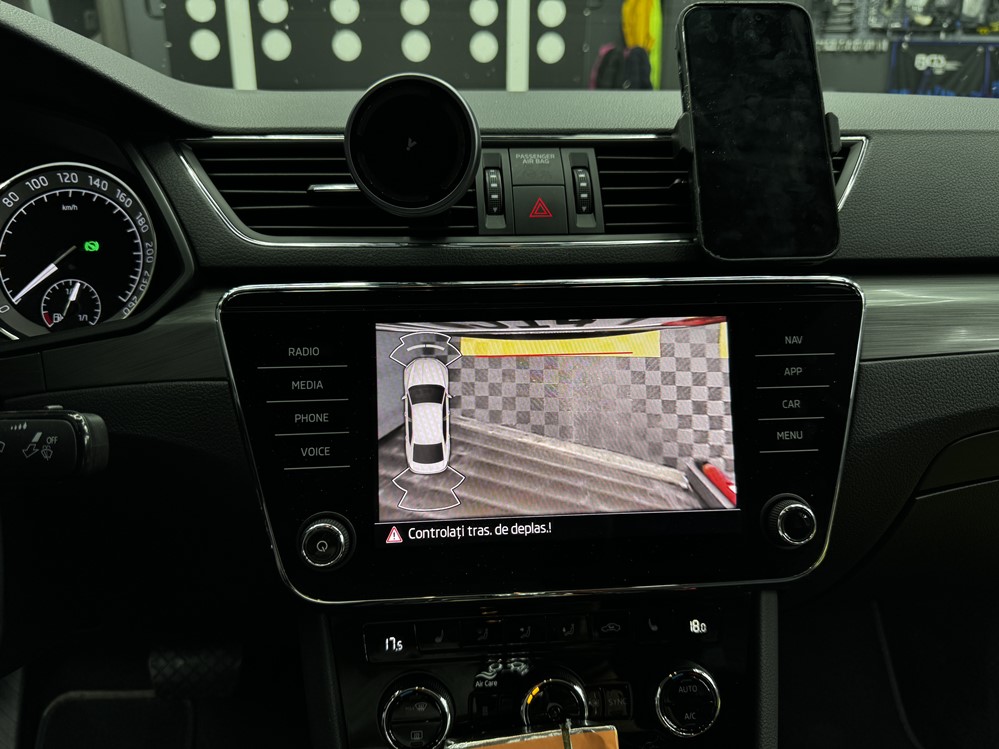 Montare 9 - Skoda Superb IV 2022 Instalare Montare Camera Video Marsarier Originala Highline