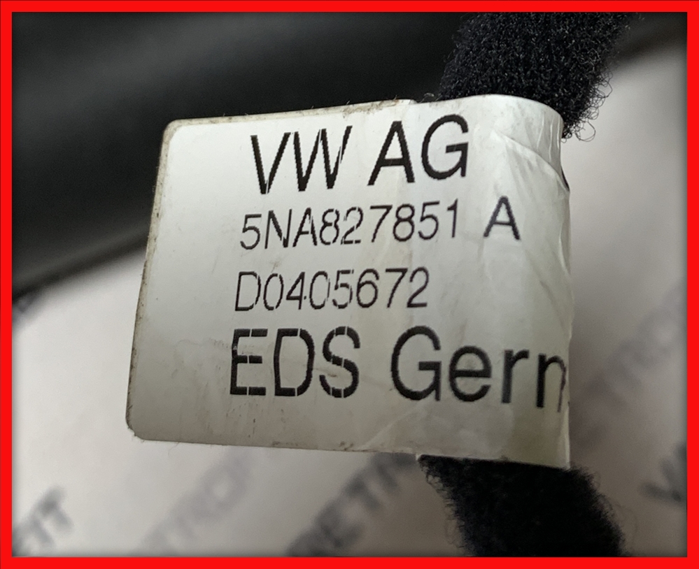 Poza 2 - Telescop Amortizor Electric Stanga Portbagaj Electric VW Tiguan AD1 5NA827851A 5NA 827 851 A Poza 2 - Telescop Amortizor Electric Stanga Portbagaj Electric VW Tiguan AD1 5NA827851A 5NA 827 851 A