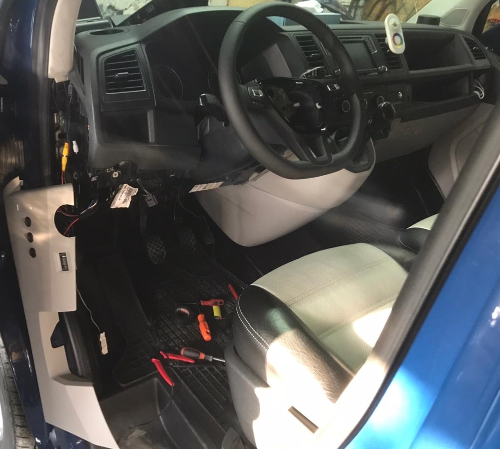 Montare 3 - VW Transporter T6 Multivan 2018 Instalare Pilot Automat Tempomat Cruise Control Pe Volan