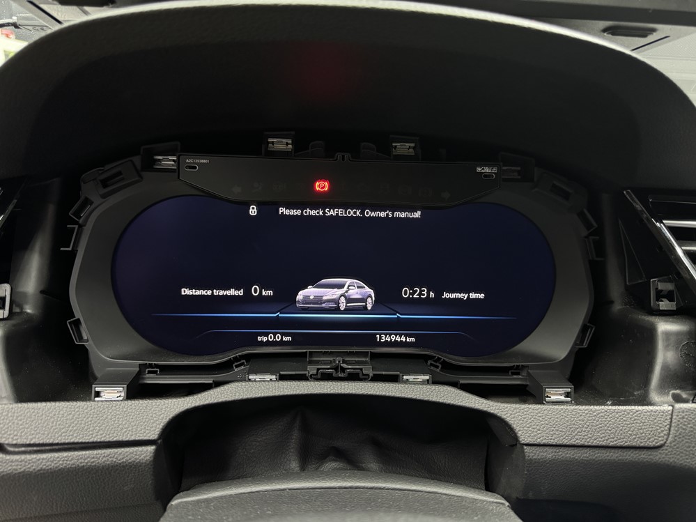 Montare 8 - VW Arteon 2017 Instalare Ceasuri Digitale Virtual Cockpit AID Bord Digital Plasma Bucuresti