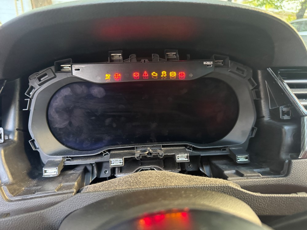 Activare 9 - VW Arteon 2018 Reparatie Ceasuri Digitale Bord Virtual Cockpit AID Defecte Ecran Negru La Contact Pus Montare 9 - VW Arteon 2018 Reparatie Ceasuri Digitale Bord Virtual Cockpit AID Defecte Ecran Negru La Contact Pus