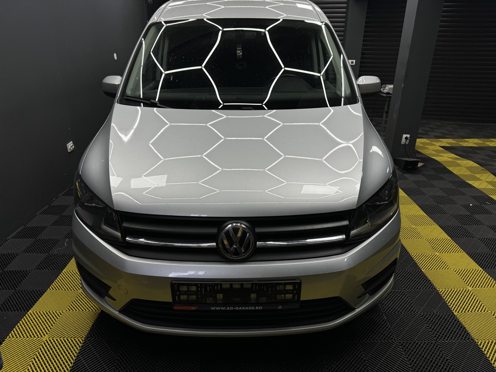 Activare 2 - VW Caddy 2015 Instalare Montare Retrofit Camera Video Spate Marsarier Originala Montare 2 - VW Caddy 2015 Instalare Montare Retrofit Camera Video Spate Marsarier Originala
