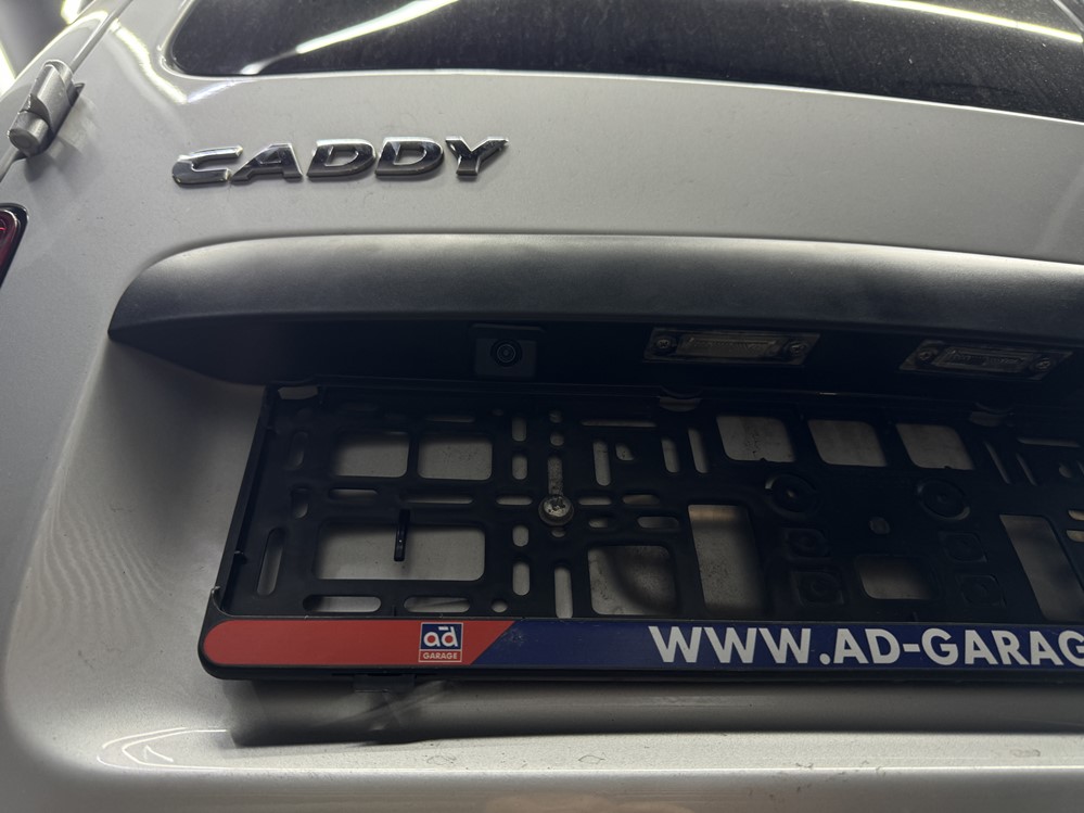 Activare 7 - VW Caddy 2015 Instalare Montare Retrofit Camera Video Spate Marsarier Originala Montare 7 - VW Caddy 2015 Instalare Montare Retrofit Camera Video Spate Marsarier Originala