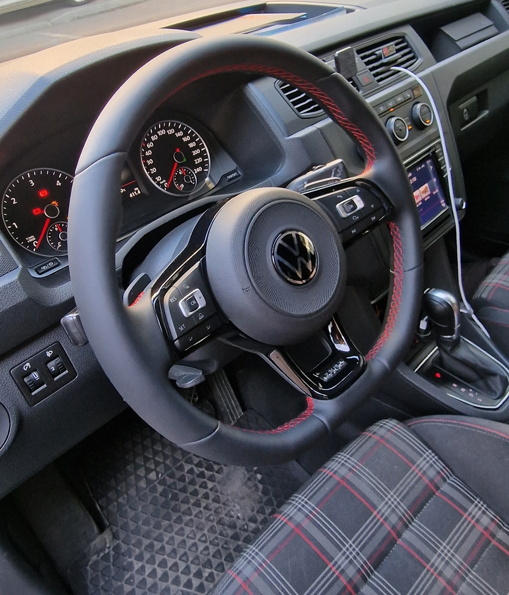 Montare 9 - VW Caddy 2018 Instalare Volan Comenzi Sport Activare Cruise Control Volan