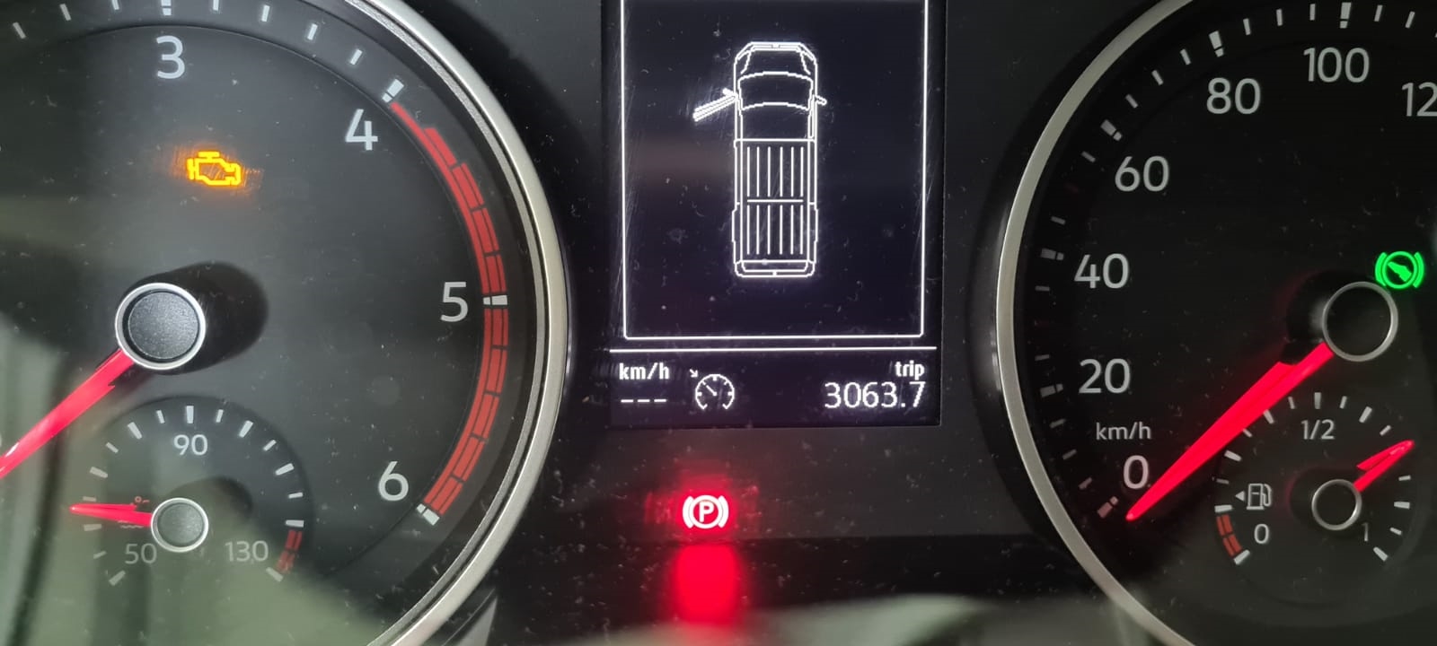 Activare 5 - VW Crafter 2019 Instalare Activare Cruise Control Tempomat Pe Volan Montare 5 - VW Crafter 2019 Instalare Activare Cruise Control Tempomat Pe Volan