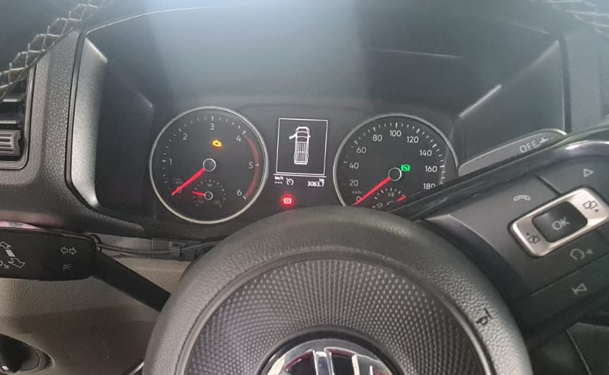 Activare 4 - VW Crafter 2019 Instalare Activare Cruise Control Tempomat Pe Volan Montare 4 - VW Crafter 2019 Instalare Activare Cruise Control Tempomat Pe Volan