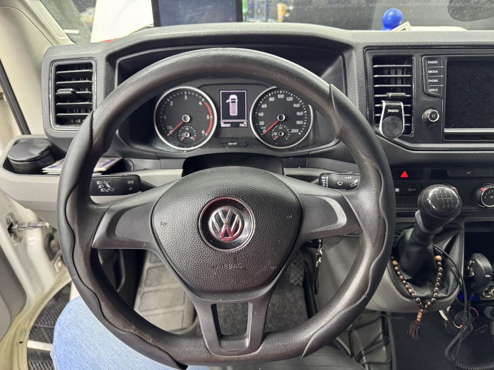 Montare 3 - VW Crafter 2020 Instalare Pilot Automat Cruise Control Tempomat Comenzi Volan