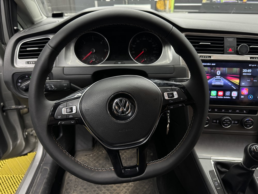 Montare 4 - VW Golf 7 2015 Instalare Pilot Automat Cruise Control Pe Volan De Piele Si Incalzire in Volan