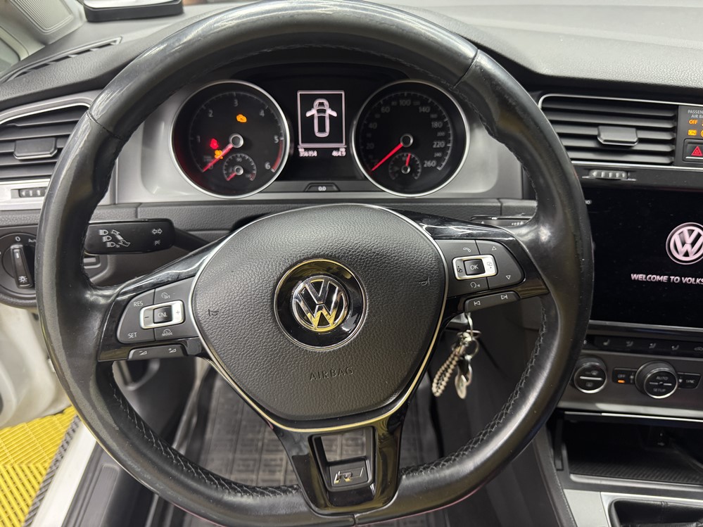 Montare 5 - VW Golf 7 2015 Instalare Si Activare Cruise Control Pilot Automat Tempomat pe Comenzile de Volan