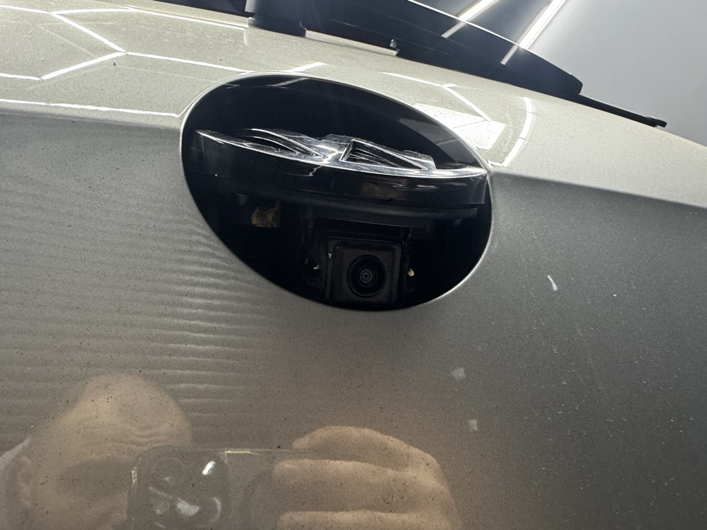 Activare 5 - VW Golf 7 VII 2016 Montare Instalare Camera Marsarier In Sigla Emblema Originala Montare 5 - VW Golf 7 VII 2016 Montare Instalare Camera Marsarier In Sigla Emblema Originala