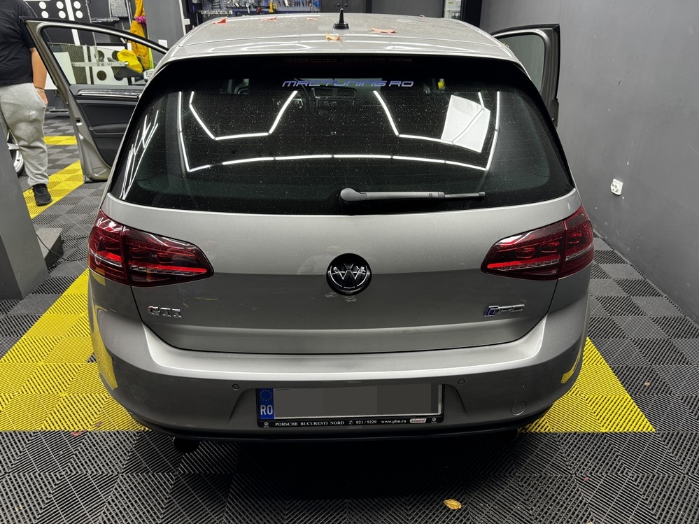 Activare 6 - VW Golf 7 VII 2016 Montare Instalare Camera Marsarier In Sigla Emblema Originala Montare 6 - VW Golf 7 VII 2016 Montare Instalare Camera Marsarier In Sigla Emblema Originala