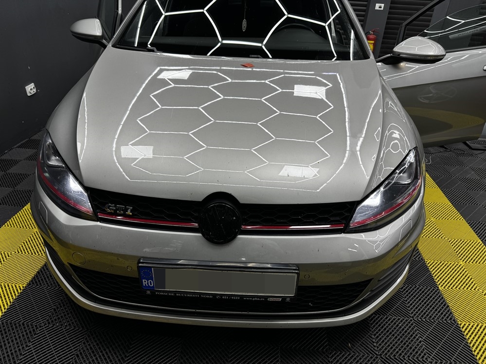 Activare 7 - VW Golf 7 VII 2016 Montare Instalare Camera Marsarier In Sigla Emblema Originala Montare 7 - VW Golf 7 VII 2016 Montare Instalare Camera Marsarier In Sigla Emblema Originala
