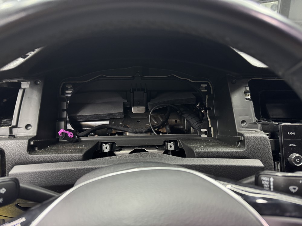 Activare 4 - VW Golf 7 VII 2019 Instalare Ceasuri Digitale Virtual Cockpit AID Bord Digital Montare 4 - VW Golf 7 VII 2019 Instalare Ceasuri Digitale Virtual Cockpit AID Bord Digital