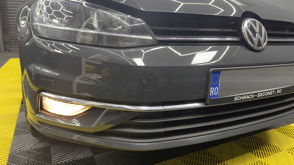 Montare 3 - VW Golf 7 VII 2019 Instalare Senzori Parcare Fata Spate Originali Park Pilot