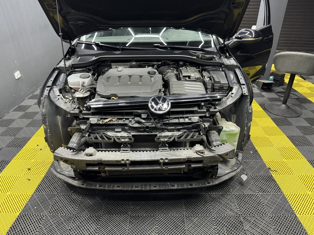 Activare 5 - VW Golf 8 VIII 2021 Retrofit Montare Instalare Faruri LED High Originale Montare 5 - VW Golf 8 VIII 2021 Retrofit Montare Instalare Faruri LED High Originale