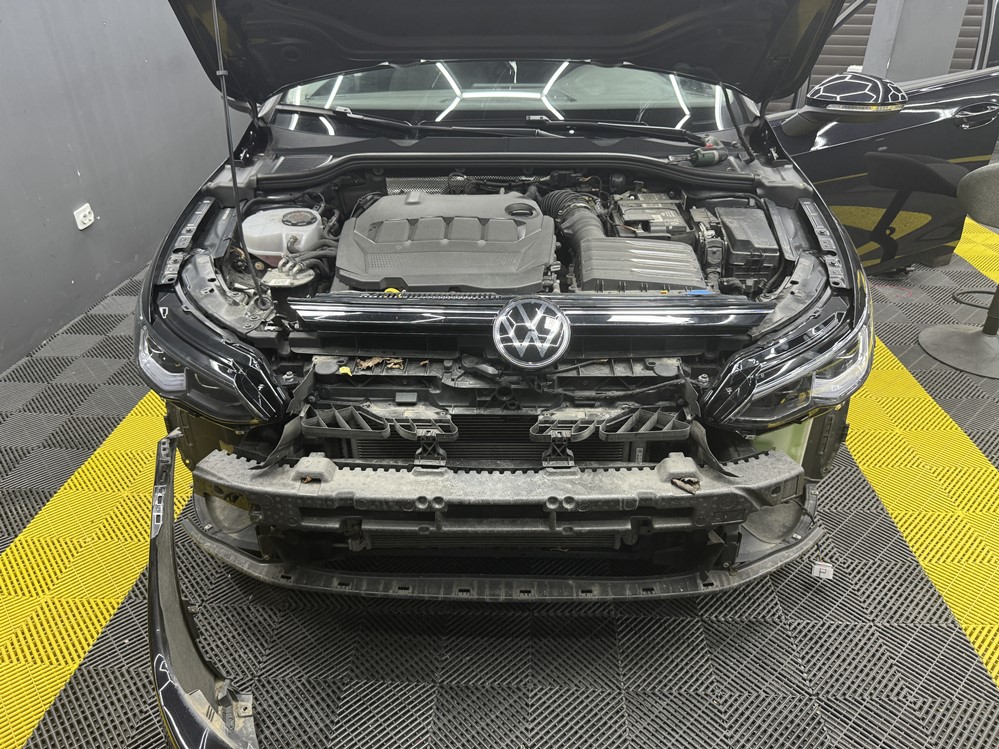 Activare 6 - VW Golf 8 VIII 2021 Retrofit Montare Instalare Faruri LED High Originale Montare 6 - VW Golf 8 VIII 2021 Retrofit Montare Instalare Faruri LED High Originale