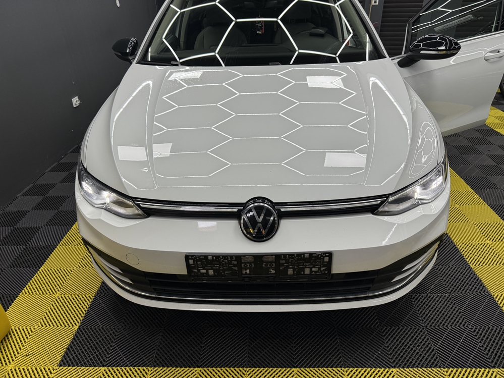 Activare 2 - VW Golf 8 VIII 2023 Instalare Montare Retrofit Camera Video Marsarier Originala in Emblema Montare 2 - VW Golf 8 VIII 2023 Instalare Montare Retrofit Camera Video Marsarier Originala in Emblema