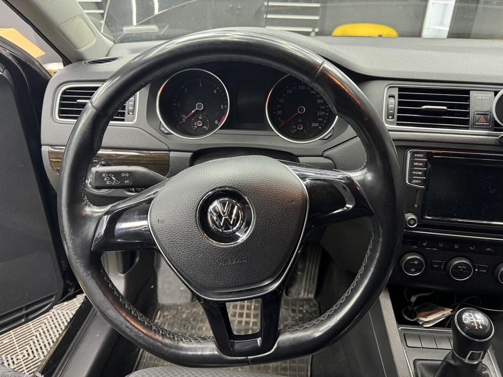 Activare 3 - VW Jetta 2017 Retrofit Instalare Activare Pilot Automat Cruise Control Tempomat Bucuresti Montare 3 - VW Jetta 2017 Retrofit Instalare Activare Pilot Automat Cruise Control Tempomat Bucuresti