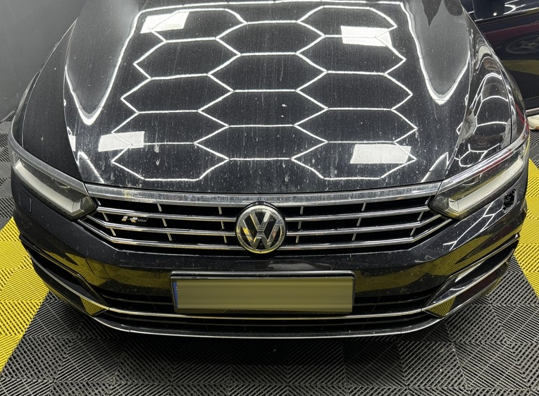 Activare 2 - VW Passat B8 2015 Instalare Montaj Camera Spate Marsarier Originala Montare 2 - VW Passat B8 2015 Instalare Montaj Camera Spate Marsarier Originala