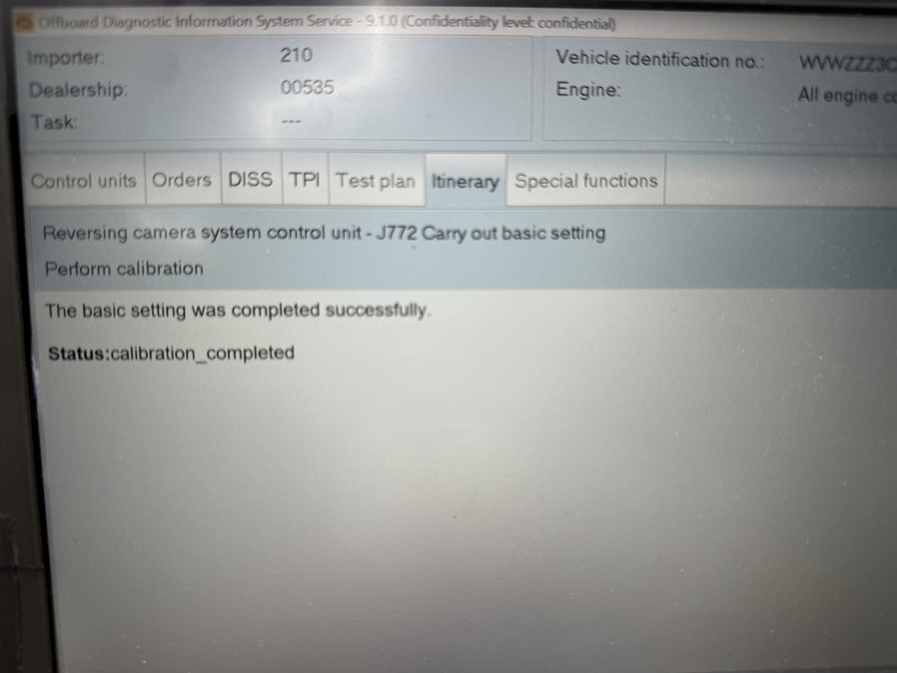 Activare 6 - VW Passat B8 2015 Instalare Montaj Camera Spate Marsarier Originala Montare 6 - VW Passat B8 2015 Instalare Montaj Camera Spate Marsarier Originala