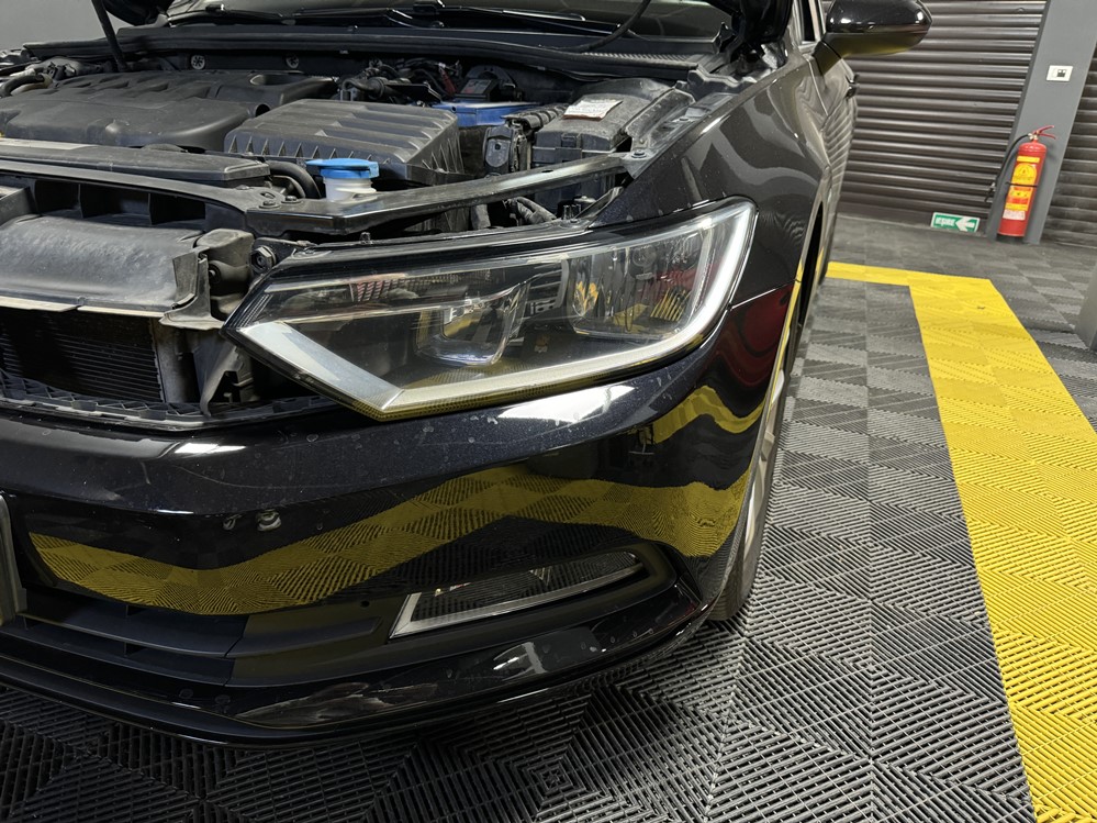 Activare 2 - VW Passat B8 2015 Montaj Instalare Senzori Parcare Fata Spate Originali Montare 2 - VW Passat B8 2015 Montaj Instalare Senzori Parcare Fata Spate Originali