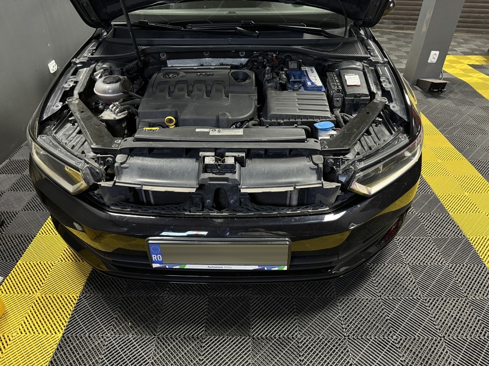 Activare 4 - VW Passat B8 2015 Montaj Instalare Senzori Parcare Fata Spate Originali Montare 4 - VW Passat B8 2015 Montaj Instalare Senzori Parcare Fata Spate Originali