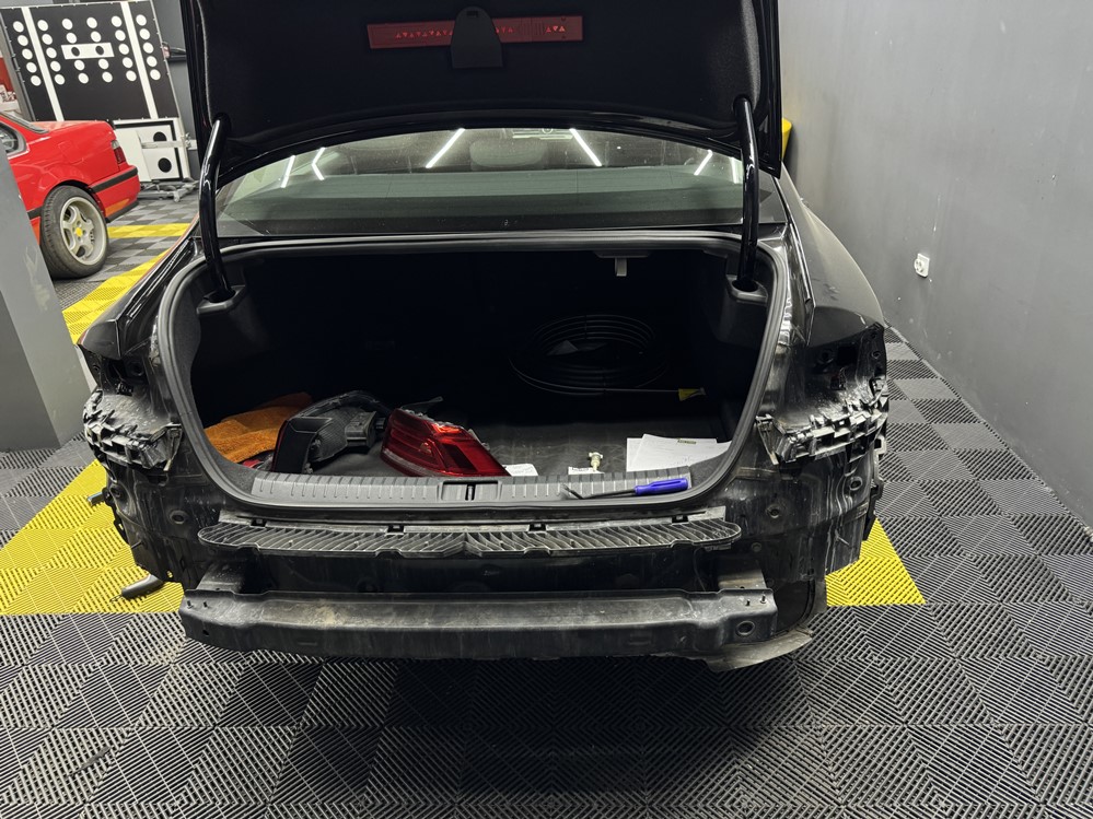 Activare 9 - VW Passat B8 2015 Montaj Instalare Senzori Parcare Fata Spate Originali Montare 9 - VW Passat B8 2015 Montaj Instalare Senzori Parcare Fata Spate Originali