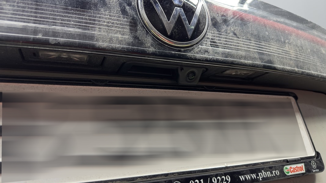 Montare 14 - VW Taigo 2024 Instalare Camera Spate Marsarier Mers Inapoi Originala Highline
