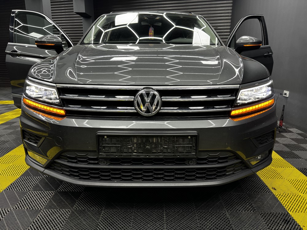 Montare 14 - VW Tiguan 2 AD1 2018 Instalare Faruri FULL LED Matrix Originale 