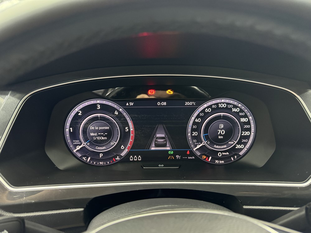 Activare 6 - VW Tiguan 2016 Reparatie Ceasuri Digitale Remediere Problema Eroare: Tablou de bord. Atelier! Front Assist indisponibil. Montare 6 - VW Tiguan 2016 Reparatie Ceasuri Digitale Remediere Problema Eroare: Tablou de bord. Atelier! Front Assist indisponibil.