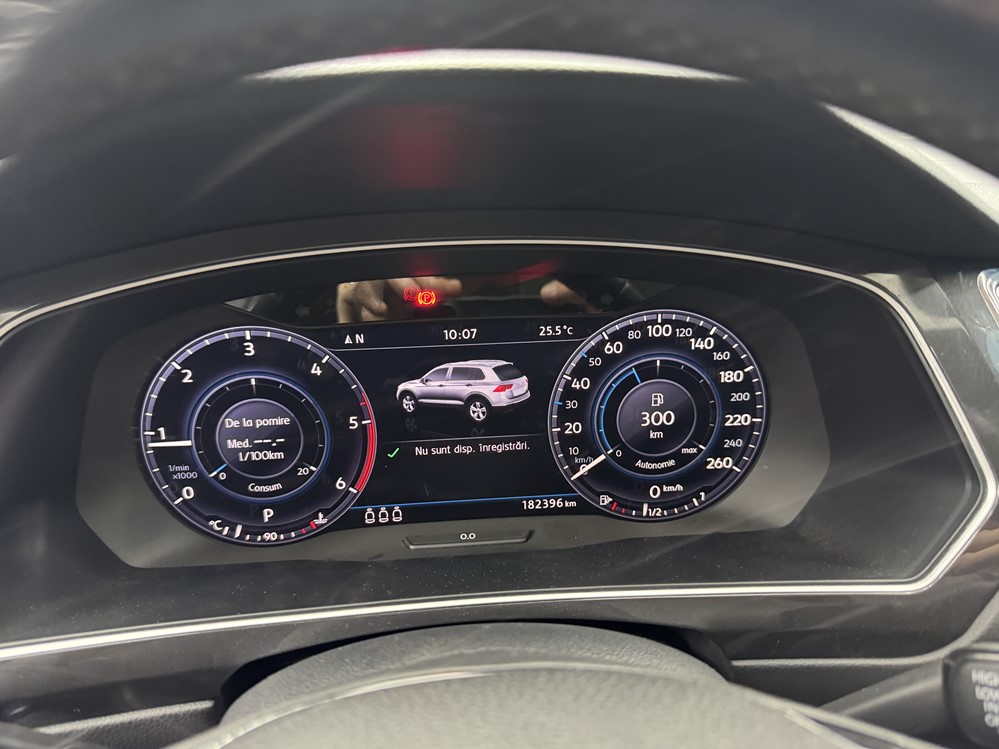 Activare 5 - VW Tiguan 2017 Reparatie Ceasuri Bord Digitale Virtual Cockpit Defecte Ecran Negru La Contact Pus Montare 5 - VW Tiguan 2017 Reparatie Ceasuri Bord Digitale Virtual Cockpit Defecte Ecran Negru La Contact Pus